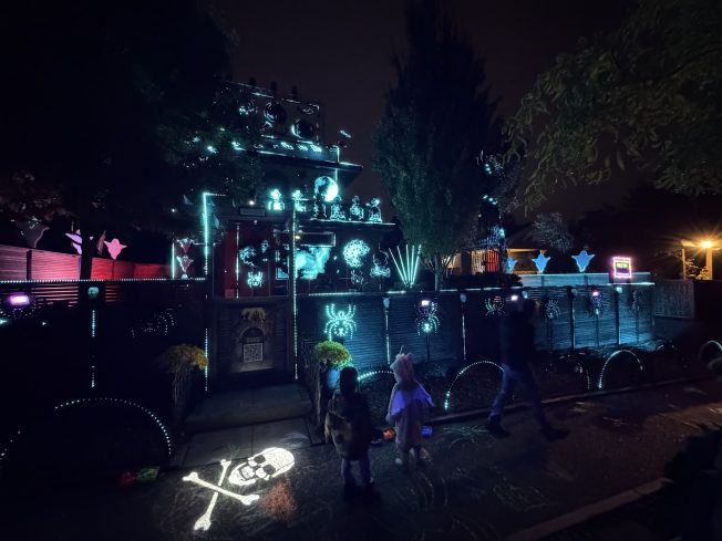 West Seattle Blog… | WEST SEATTLE HALLOWEEN: Opening night at ‘4040 House’