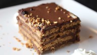 Tarta de galletas de la abuela al estilo Arguiñano: receta fácil y deliciosa