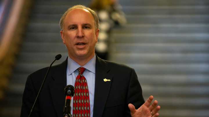 Fuel group head says Nebraska pipeline takes away Iowa ethanol crown