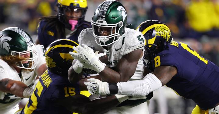 Betting odds released for Michigan Football vs Michigan State