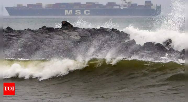 Cyclone Montha landfall: Path, affected states, wind speed