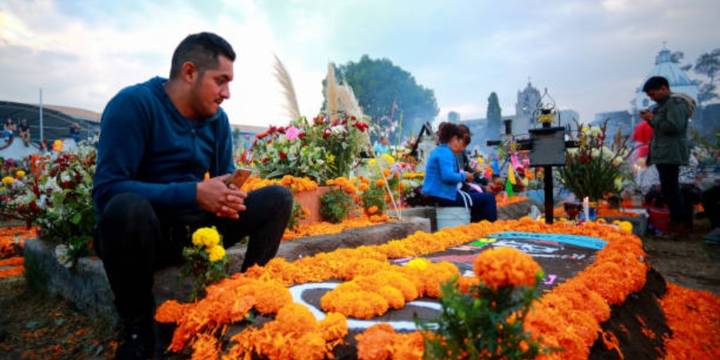 SSC implementa operativo de seguridad en panteones por celebraciones del Día de Muertos