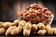 The 30-gram miracle: Why doctors now call peanuts a superfood in disguise