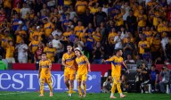 ¿Candidatos al título? Tigres vence al Necaxa en en un partidazo en el Volcán