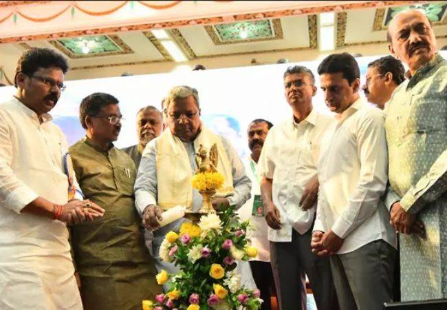 CM Siddaramaiah pays tribute to writer of Ramayana on Valmiki Jay...