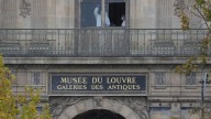 Watch: Louvre Museum thieves seen cutting glass during shocking heist