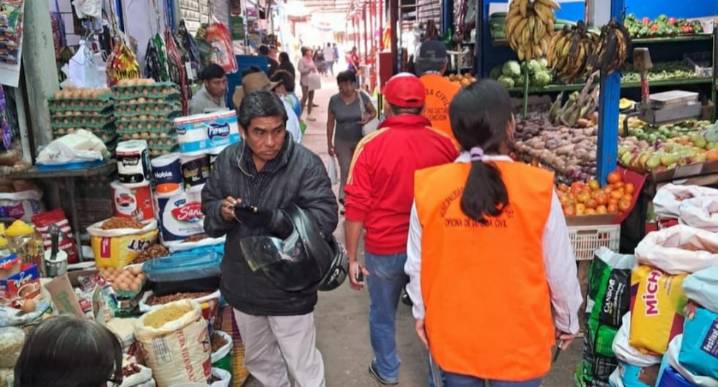 Inspeccionan mercados en Piura para garantizar condiciones de seguridad