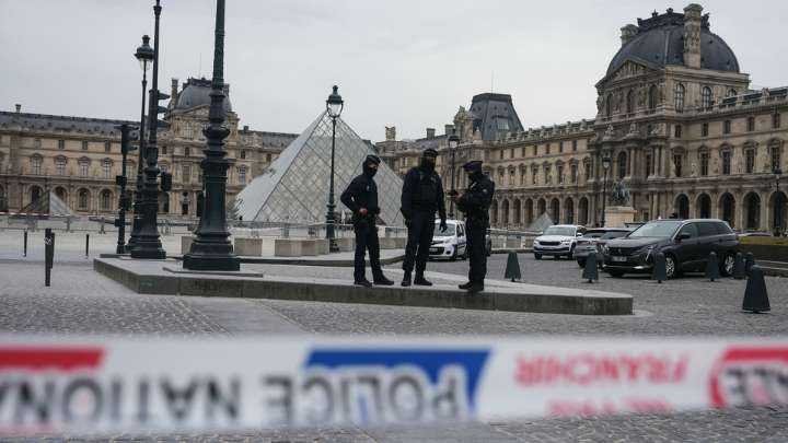 Robo en el Louvre: pistas y un testimonio que podría complicar a los ladrones