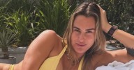 Tennis icon wows in barely-there bikini after fans 'wanted to be her ballboy'