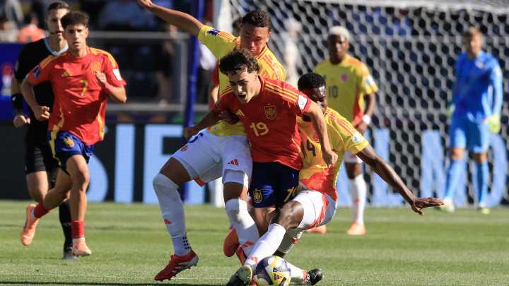 A selección española sub-20 queda eliminada do mundial contra Colombia (2