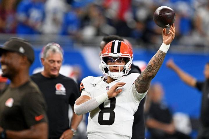 Deadspin | Browns make rookie Dillon Gabriel starter, QB41 since 1999