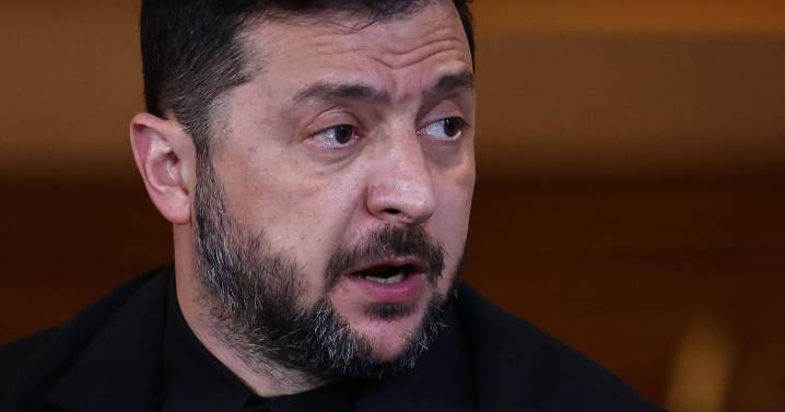Los ataques ucranianos reducen un 20% la capacidad rusa de refinar petróleo, dice Zelenskyy
