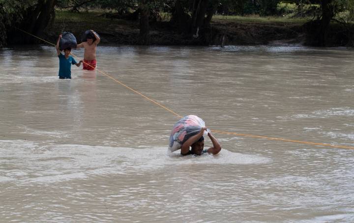 Tras las lluvias, estiman daños a 100 mil viviendas en 5 estados
