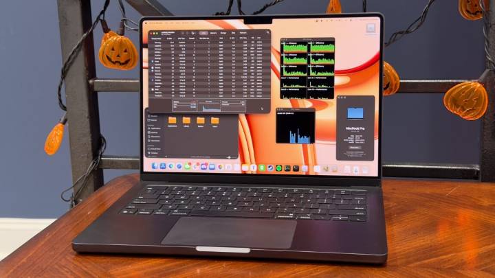 MacBook Pro: Apple’s most awkward laptop is the first to show off Apple M5