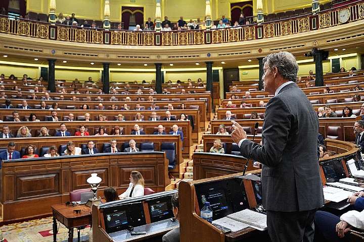 El PP revertirá 10 "castigos"del Gobierno de Sánchez "en contra de la clase media"