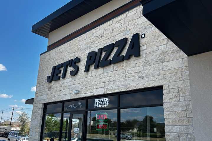 Riddim, fusion, pies: 3 Round Rock Restaurant ...