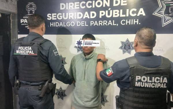Sorprende a sujeto robando nuez de su huerta