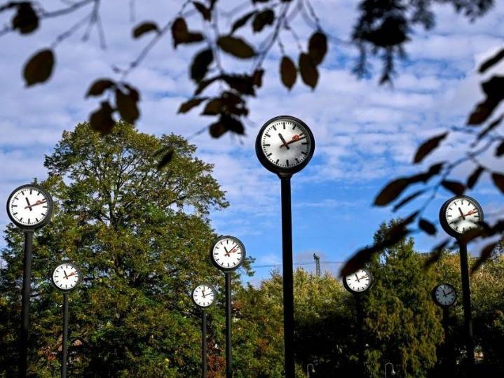 Time to stop clock changes, says Brussels