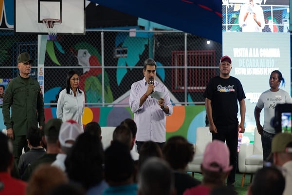 Presidente Maduro a Trinidad y Tobago: "Somos hermanos...no permitan que los gringos metan una guerra en el Caribe"