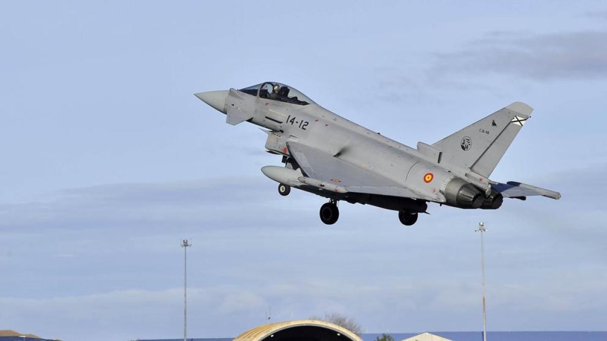 Los cazas españoles de la OTAN se activan para interceptar dos aviones rusos en Lituania