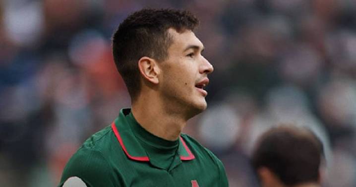 Anota César Montes en empate del Lokomotiv