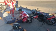 Motociclista resulta lesionado por choque sobre el Periférico Sur