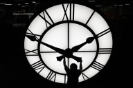 Daylight saving time to end this week: History, what to know