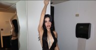 El lujoso collar de más de un millón de pesos que Kenia Os lució junto a Peso Pluma en los Billboard 2025