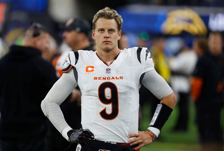 Zac Taylor Announces Joe Burrow News as Joe Flacco Injury Causes Bengals More Problem Joe Burrow isn't expected to return for the Cincinnait Bengals until mid-December but the head coach shared an upd