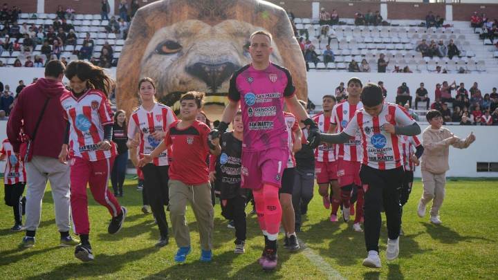 Atlético San Martín enfrenta a Sarmiento de La Banda en la ida de los 16avos de final del Federal A