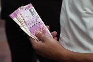Home loan vs. self-funding: Which is better for buying property?