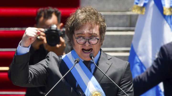 Javier Milei visita Santa Fe y Paraná: minuto a minuto toda la cobertura en AIRE