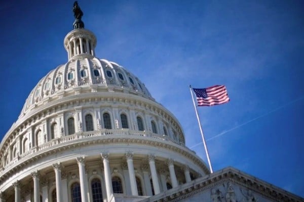 EEUU: Demócratas acusan a Trump de querer una "guerra" y un cambio de Gobierno en Venezuela