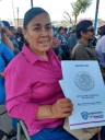 Entregan escrituras a 80 familias en cinco colonias