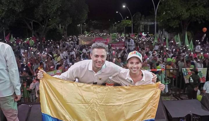 Procuraduría suspendió al alcalde de Barrancabermeja por participar en actos de campaña de su esposa apoyada por Daniel Quintero