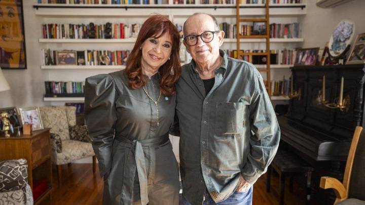 Cristina Kirchner compartió la visita de Silvio Rodríguez y evocó a Milei: "Auténtico desagravio a los oídos"
