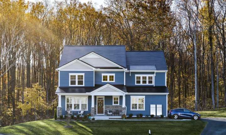 Tesla VP hints at Solar Roof comeback with Giga New York push