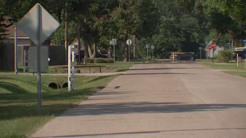 Good Samaritan says he was set up for robbery by woman he was trying to help on Glenwood Avenue in Deer Park
