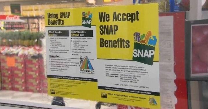 Iowa Sen. Grassley urges action to restore SNAP benefits
