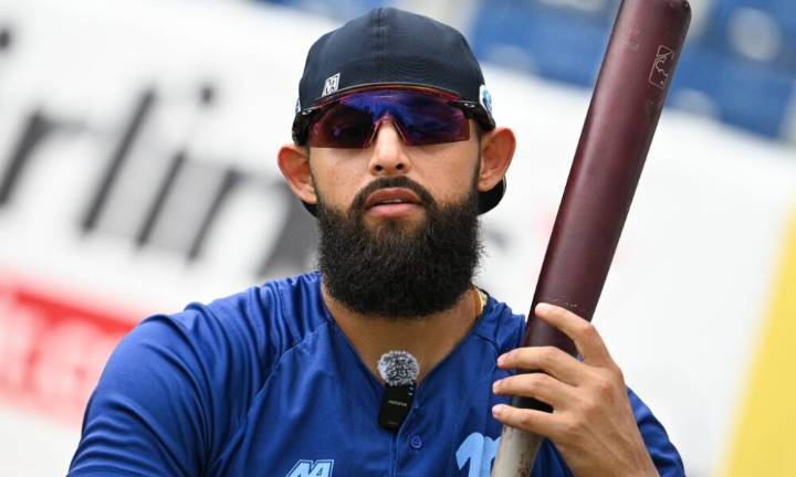 Rougned Odor se presenta a la Nave a días del zarpe