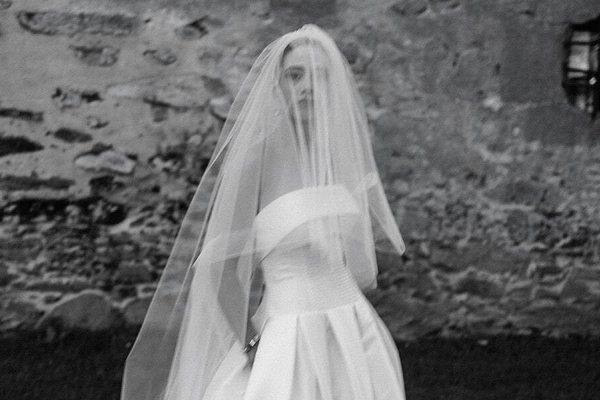 La novia murciana que se casó en Galicia y llevó un vestido de novia de la misma tienda que el de su madre