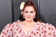 Model Tess Holliday Says United Flight Attendant Told Her to 'Lose Weight'