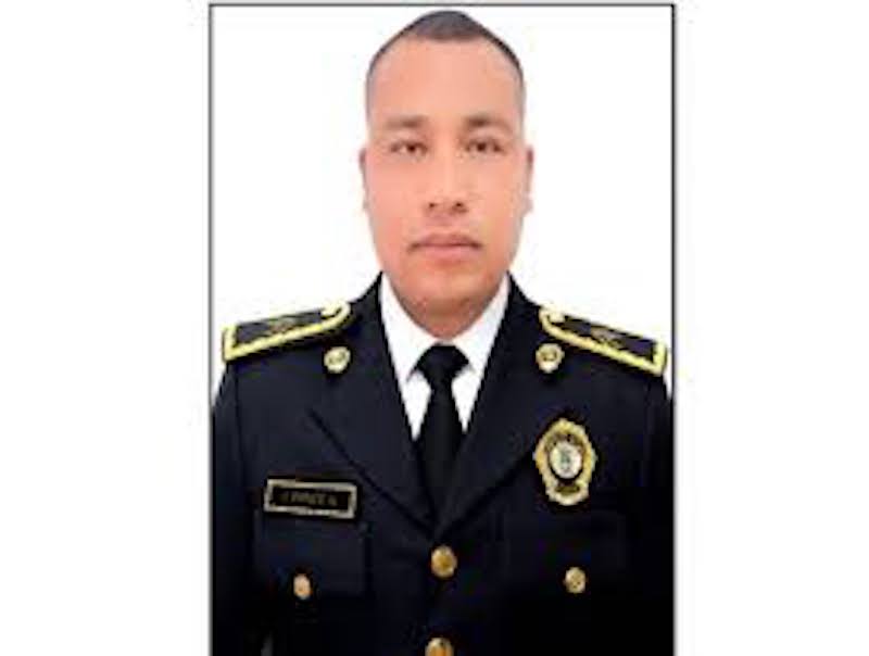 Asesinan a jefe policial en Chalco durante intento de asalto