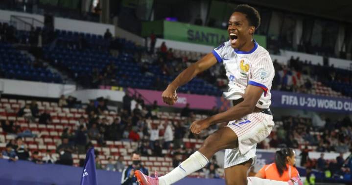 Francia vence de manera agónica a Japón