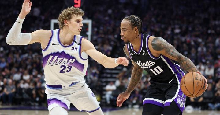 Sabonis helps Kings hold off Jazz for 105