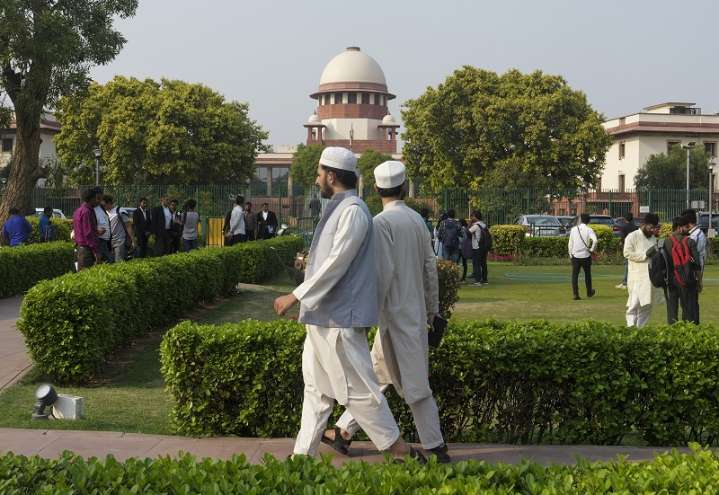 SC to Hear Pleas on Waqf Property Registration Extension Oct 28