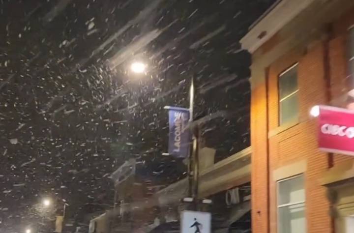 First snowfall hits Central Alberta: Time to get Winter