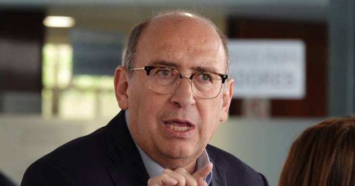 Morena pretende engañar con una redacción tramposa que vuelve retroactiva la Ley de Amparo: Moreira