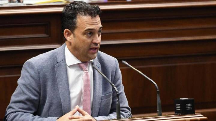 El PP herreño se queda en blanco tras perder a dos consejeros en el Cabildo y la renuncia de cinco concejales