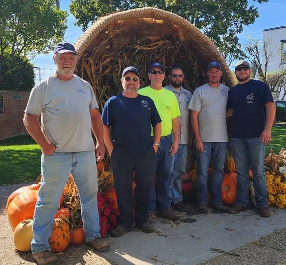 Lewisburg Welcomes Fall Season with Overflowing Horn of Plenty Display